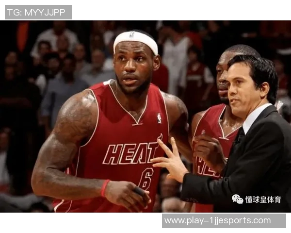 RNG在S15电竞总决赛DOTA2中的防守策略分析与得失总结